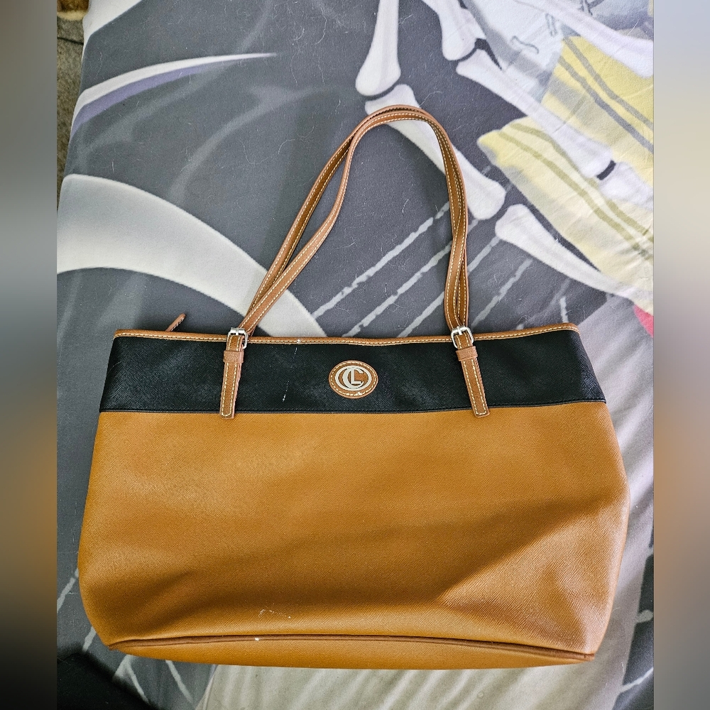 Carryland Two-Tone Black and Brown Tote Bag